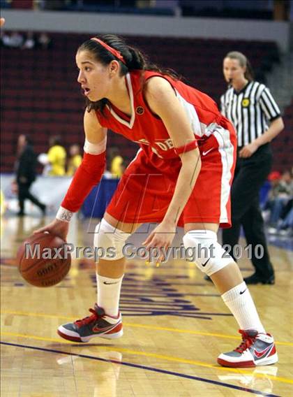 Thumbnail 2 in Carondelet vs. Mater Dei (CIF State D2 Final) photogallery.