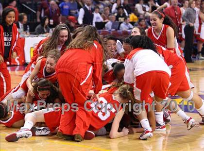 Thumbnail 3 in Carondelet vs. Mater Dei (CIF State D2 Final) photogallery.