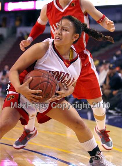 Thumbnail 3 in Carondelet vs. Mater Dei (CIF State D2 Final) photogallery.