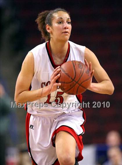 Thumbnail 3 in Carondelet vs. Mater Dei (CIF State D2 Final) photogallery.