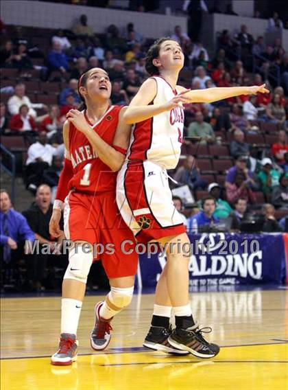 Thumbnail 2 in Carondelet vs. Mater Dei (CIF State D2 Final) photogallery.