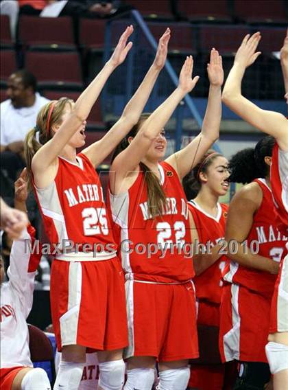 Thumbnail 3 in Carondelet vs. Mater Dei (CIF State D2 Final) photogallery.