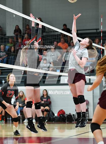 Thumbnail 3 in Atkins @ Perryville photogallery.