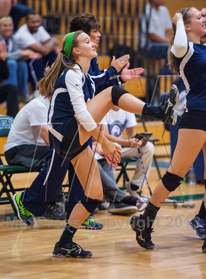 Thumbnail 2 in Lakewood @ Pine Creek (CHSAA 5A Regionals - Region 12) photogallery.