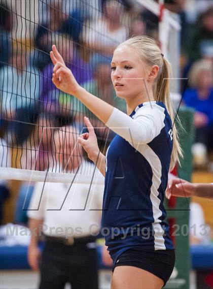 Thumbnail 1 in Lakewood @ Pine Creek (CHSAA 5A Regionals - Region 12) photogallery.