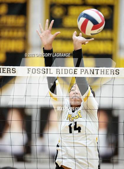 Thumbnail 1 in Keller vs Fossil Ridge photogallery.