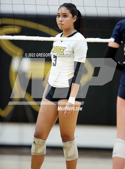 Thumbnail 3 in Keller vs Fossil Ridge photogallery.