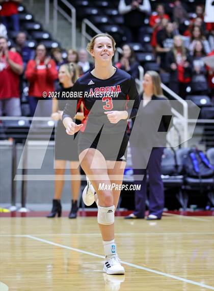 Thumbnail 3 in Lorena vs. Gunter (UIL Volleyball 3A Semifinals) photogallery.
