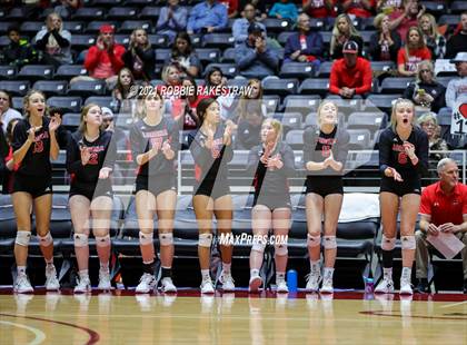 Thumbnail 3 in Lorena vs. Gunter (UIL Volleyball 3A Semifinals) photogallery.