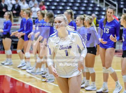 Thumbnail 2 in Lorena vs. Gunter (UIL Volleyball 3A Semifinals) photogallery.