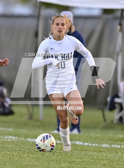 Thumbnail 1 in Oak Hill @ Yorktown (IHSAA 2A Region 12 Semifinal)  photogallery.