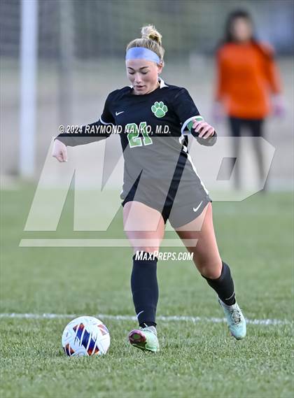 Thumbnail 1 in Oak Hill @ Yorktown (IHSAA 2A Region 12 Semifinal)  photogallery.
