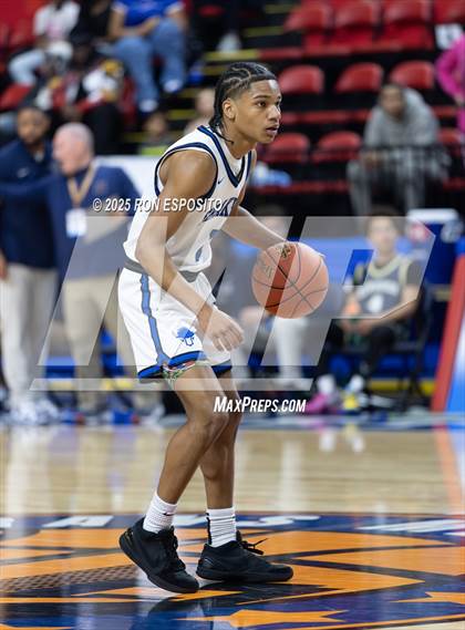 Thumbnail 3 in Newburgh vs Shaker (NYSPHSAA Class AAA Semifinal) photogallery.