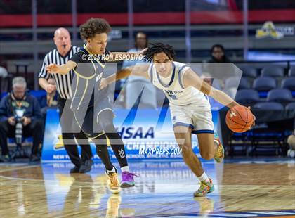 Thumbnail 2 in Newburgh vs Shaker (NYSPHSAA Class AAA Semifinal) photogallery.