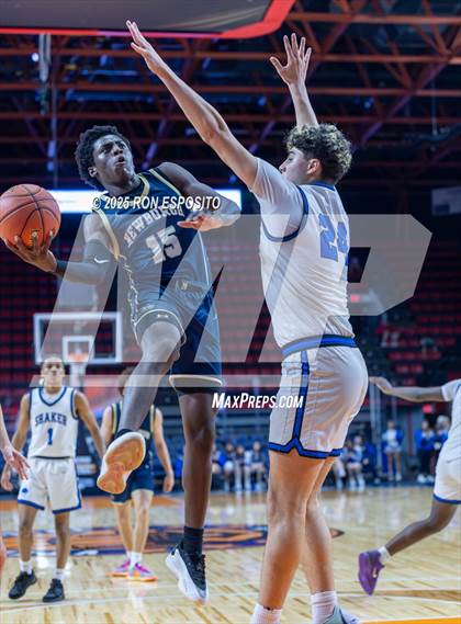 Thumbnail 2 in Newburgh vs Shaker (NYSPHSAA Class AAA Semifinal) photogallery.