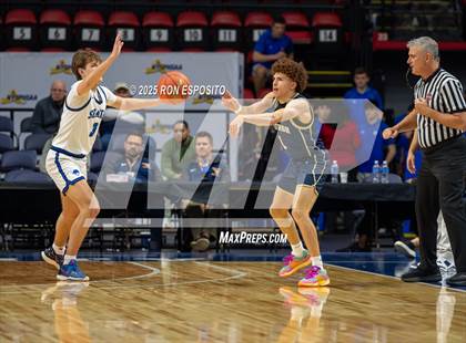 Thumbnail 2 in Newburgh vs Shaker (NYSPHSAA Class AAA Semifinal) photogallery.