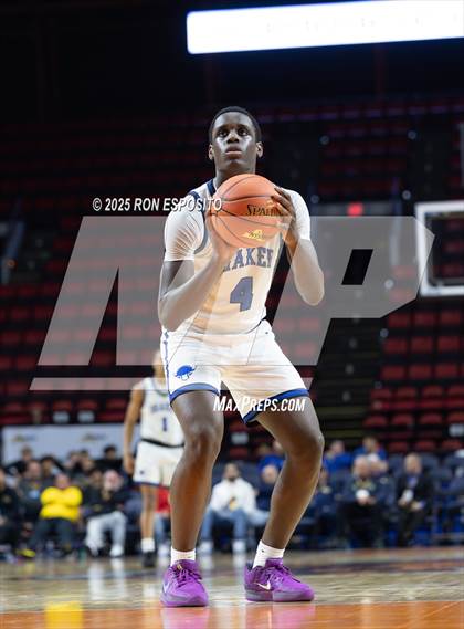 Thumbnail 3 in Newburgh vs Shaker (NYSPHSAA Class AAA Semifinal) photogallery.