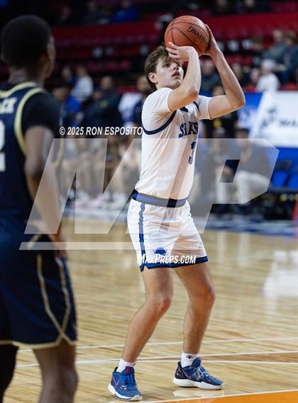 Thumbnail 2 in Newburgh vs Shaker (NYSPHSAA Class AAA Semifinal) photogallery.