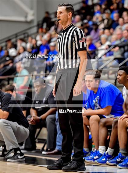 Thumbnail 1 in Jefferson vs. Hooks (UIL 3A Region Quarterfinal Playoff) photogallery.