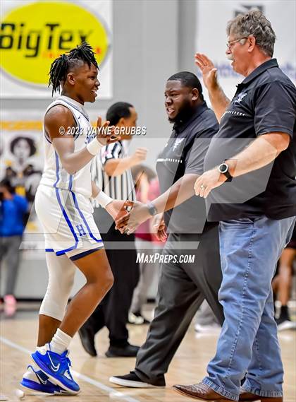 Thumbnail 1 in Jefferson vs. Hooks (UIL 3A Region Quarterfinal Playoff) photogallery.