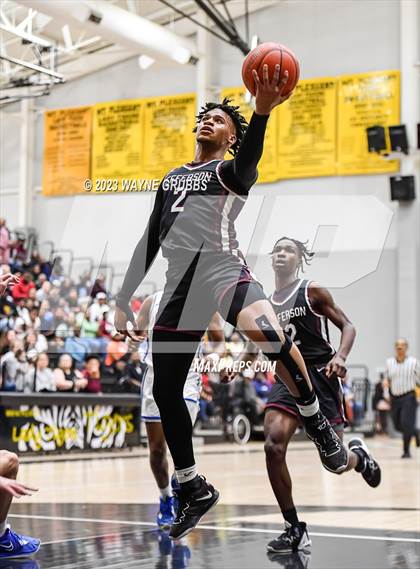 Thumbnail 2 in Jefferson vs. Hooks (UIL 3A Region Quarterfinal Playoff) photogallery.