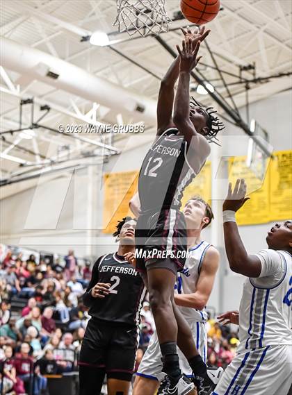Thumbnail 1 in Jefferson vs. Hooks (UIL 3A Region Quarterfinal Playoff) photogallery.