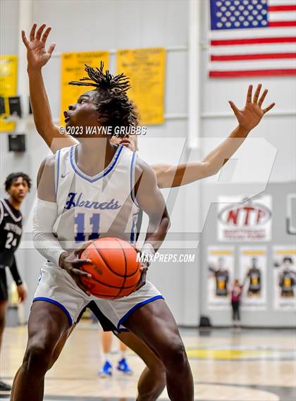 Thumbnail 1 in Jefferson vs. Hooks (UIL 3A Region Quarterfinal Playoff) photogallery.