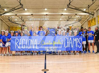 Thumbnail 1 in Jefferson vs. Hooks (UIL 3A Region Quarterfinal Playoff) photogallery.