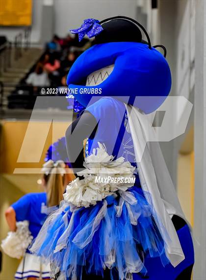Thumbnail 2 in Jefferson vs. Hooks (UIL 3A Region Quarterfinal Playoff) photogallery.