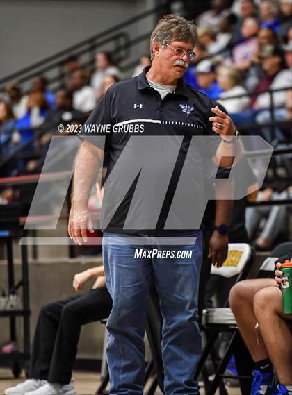 Thumbnail 1 in Jefferson vs. Hooks (UIL 3A Region Quarterfinal Playoff) photogallery.