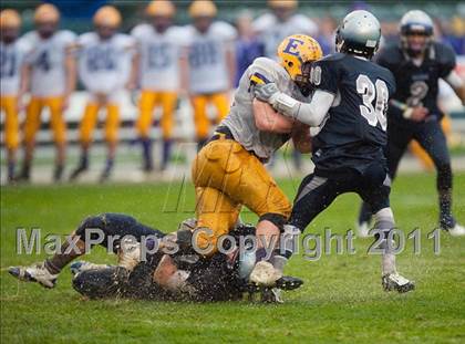 Thumbnail 1 in Madison vs. Escalon (CIF State D3 Final) photogallery.