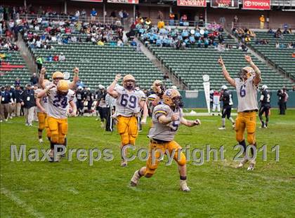 Thumbnail 3 in Madison vs. Escalon (CIF State D3 Final) photogallery.