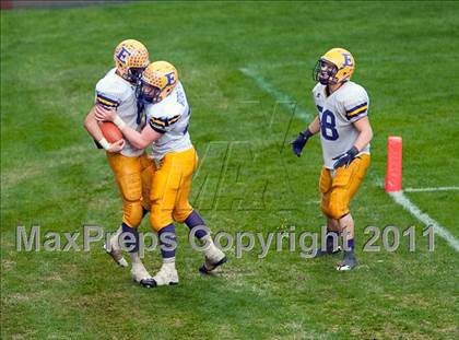 Thumbnail 3 in Madison vs. Escalon (CIF State D3 Final) photogallery.