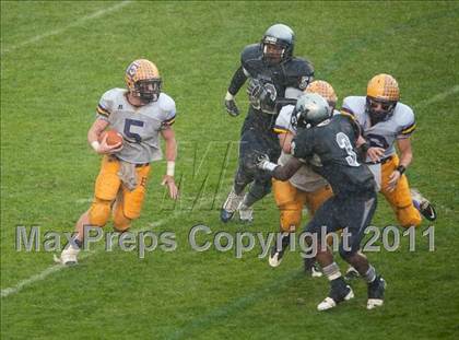 Thumbnail 3 in Madison vs. Escalon (CIF State D3 Final) photogallery.