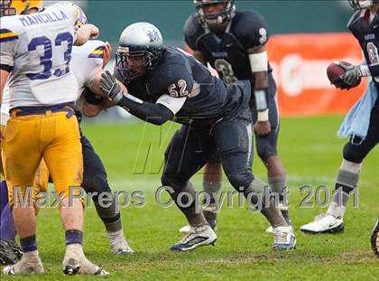 Thumbnail 1 in Madison vs. Escalon (CIF State D3 Final) photogallery.