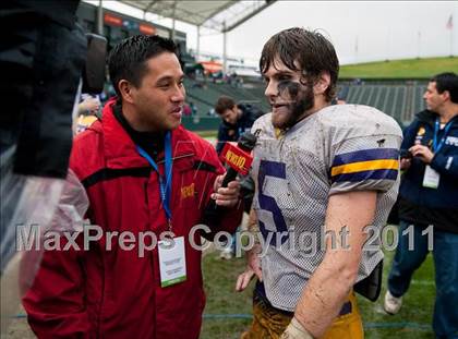 Thumbnail 2 in Madison vs. Escalon (CIF State D3 Final) photogallery.