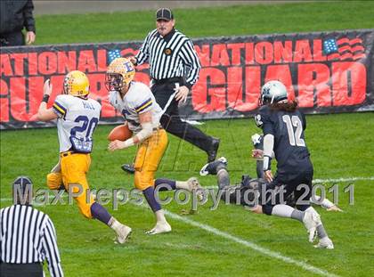 Thumbnail 2 in Madison vs. Escalon (CIF State D3 Final) photogallery.