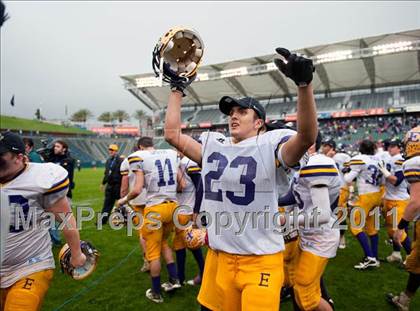 Thumbnail 2 in Madison vs. Escalon (CIF State D3 Final) photogallery.
