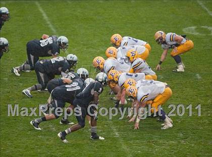 Thumbnail 2 in Madison vs. Escalon (CIF State D3 Final) photogallery.