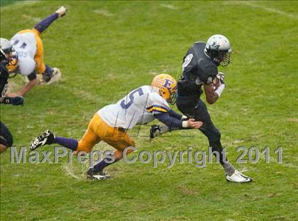 Thumbnail 2 in Madison vs. Escalon (CIF State D3 Final) photogallery.