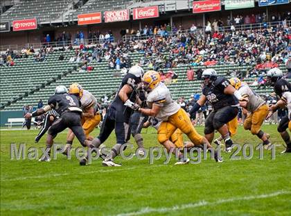 Thumbnail 3 in Madison vs. Escalon (CIF State D3 Final) photogallery.