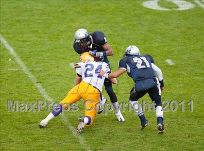 Thumbnail 2 in Madison vs. Escalon (CIF State D3 Final) photogallery.
