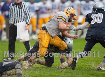Thumbnail 2 in Madison vs. Escalon (CIF State D3 Final) photogallery.