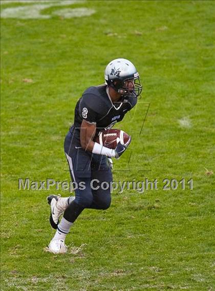 Thumbnail 3 in Madison vs. Escalon (CIF State D3 Final) photogallery.