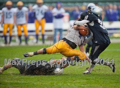 Thumbnail 2 in Madison vs. Escalon (CIF State D3 Final) photogallery.