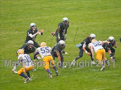 Thumbnail 1 in Madison vs. Escalon (CIF State D3 Final) photogallery.