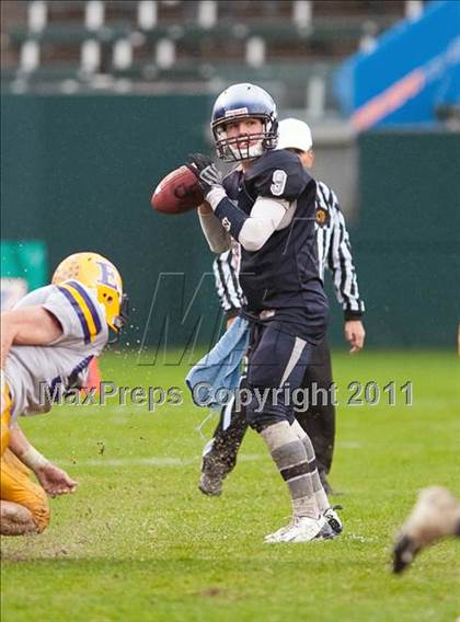 Thumbnail 3 in Madison vs. Escalon (CIF State D3 Final) photogallery.