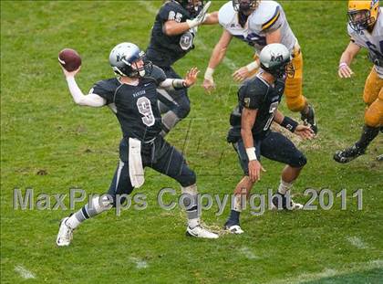 Thumbnail 2 in Madison vs. Escalon (CIF State D3 Final) photogallery.