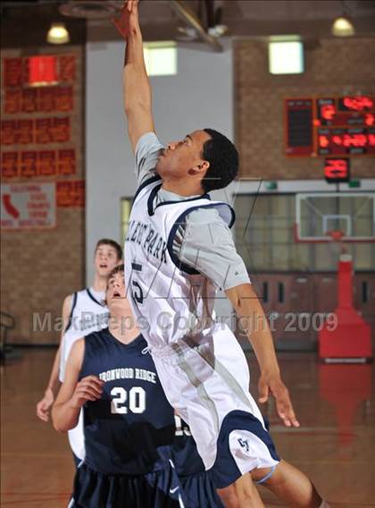 Thumbnail 1 in College Park vs. Ironwood Ridge (MaxPreps Holiday Classic) photogallery.