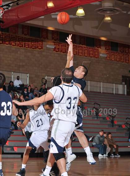 Thumbnail 3 in College Park vs. Ironwood Ridge (MaxPreps Holiday Classic) photogallery.